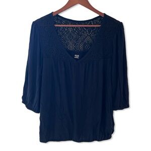 a.n.a, Black Lace V-Neck Top (Size XL)